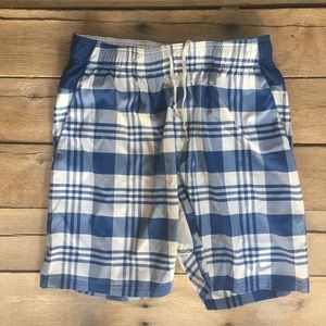 Men's Nike Plaid Tennis Shoes