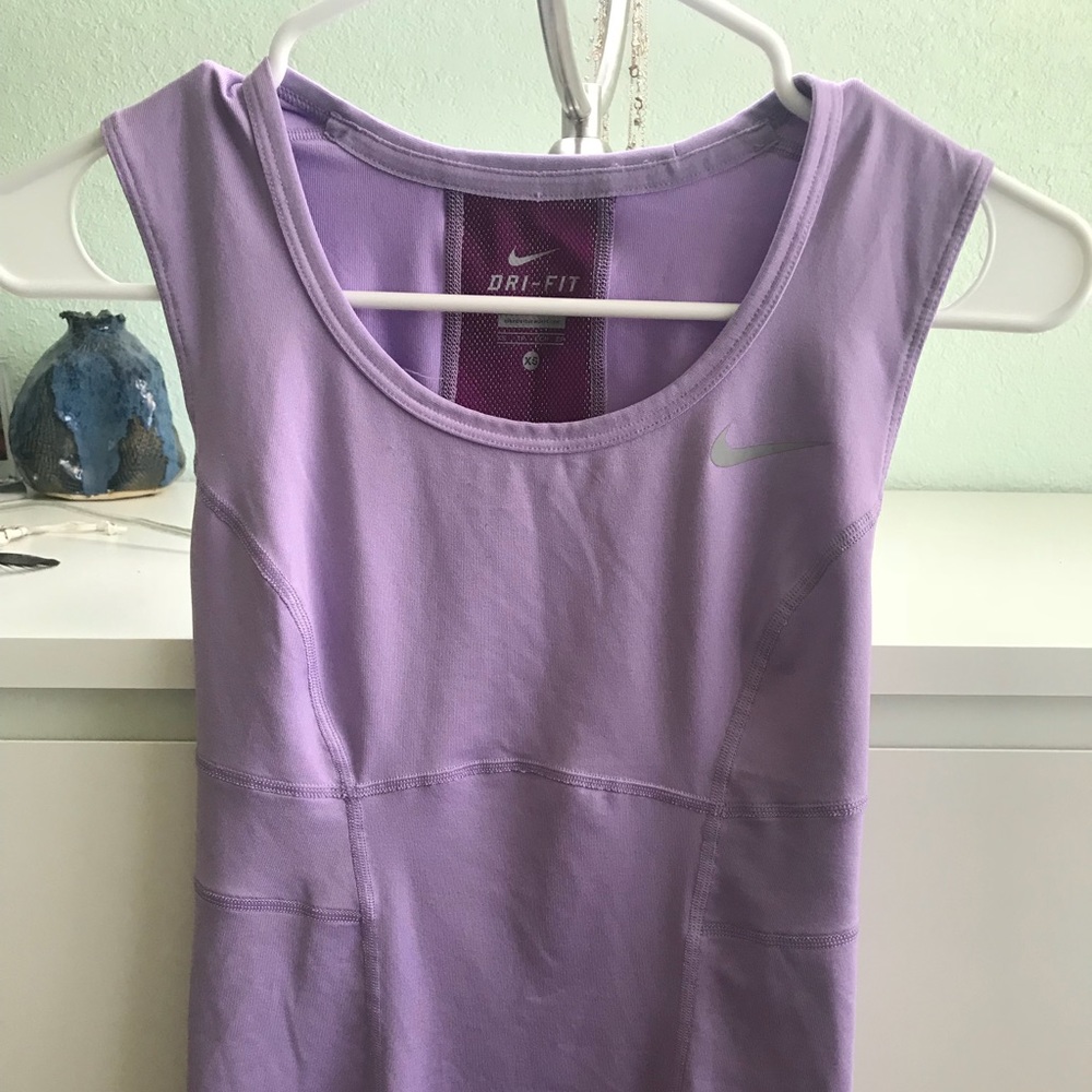 NIKE DRI FIT WORKOUT TOP; NWOT