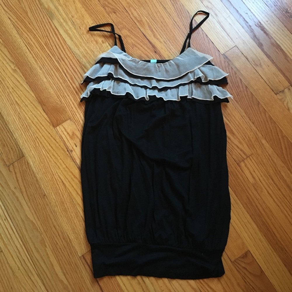 Black & White, Long String Tank, White Ruffle