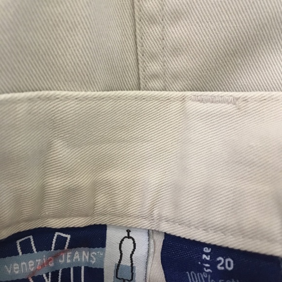 Khakis pants light tan zipper in front size 20. - Picture 2 of 2