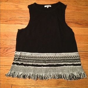 Sleeveless sweater with fringe detail