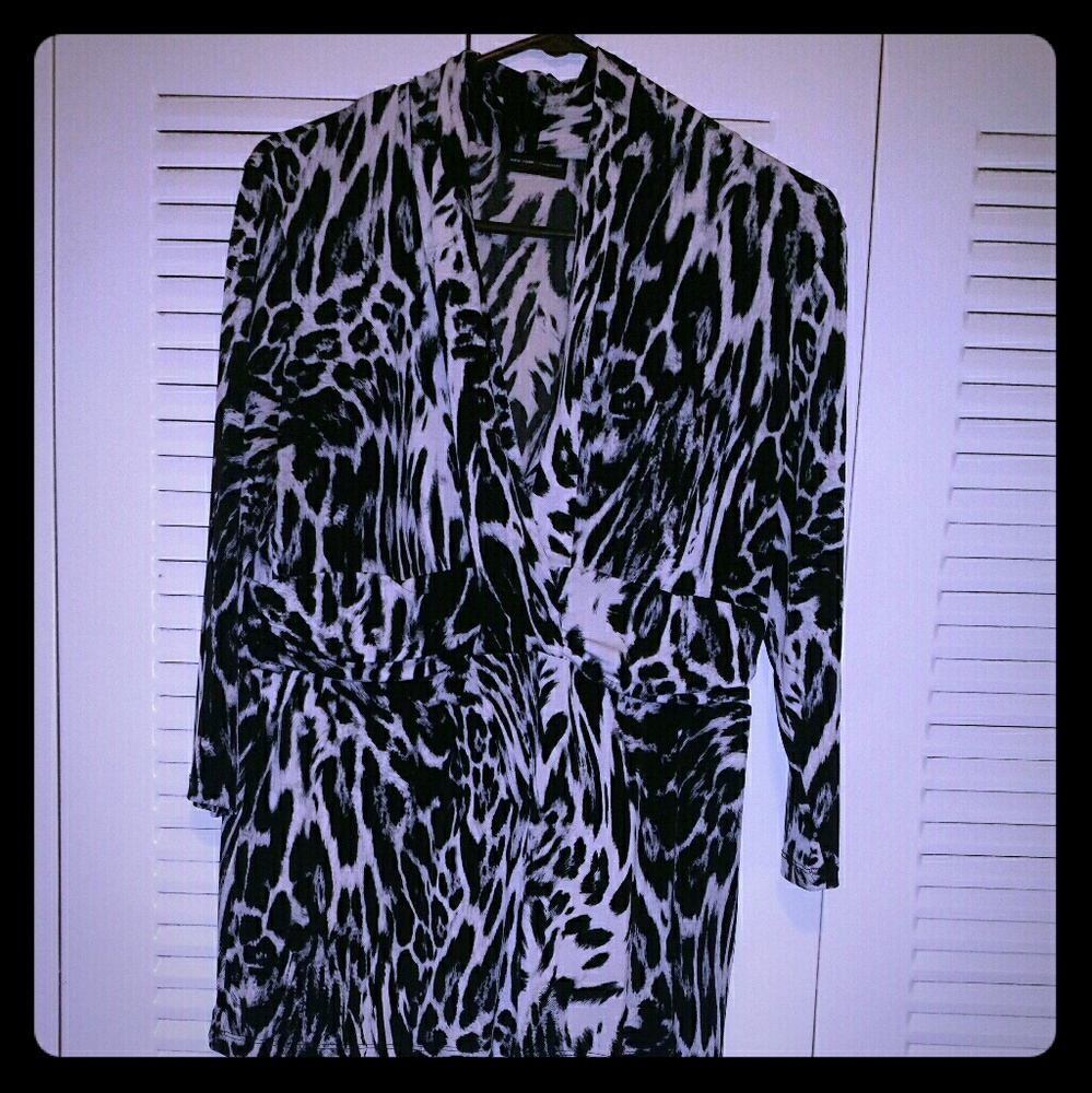 LAST CHANCE! Animal Print Stretch top
