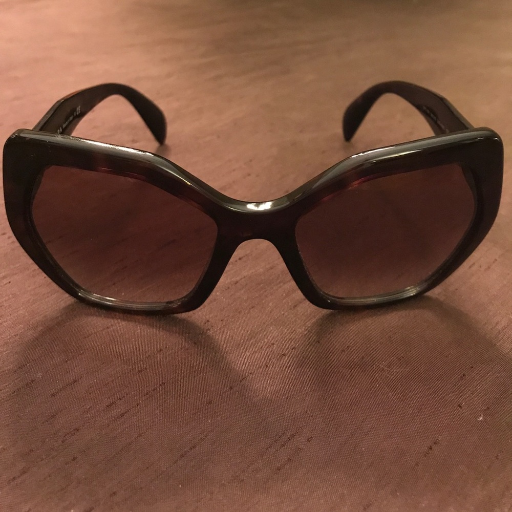 Prada Sunglasses - Picture 6 of 8