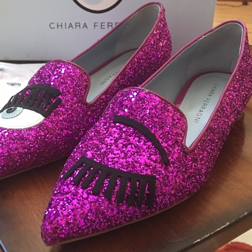 Chiara Ferragni fuchsia pointy flats