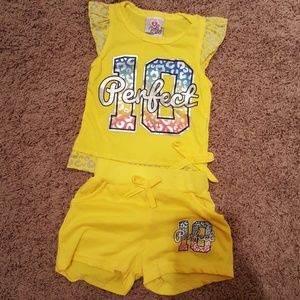 Girl's short set