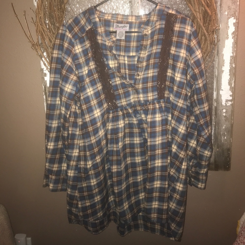 Women’s Top, Long Sleeves