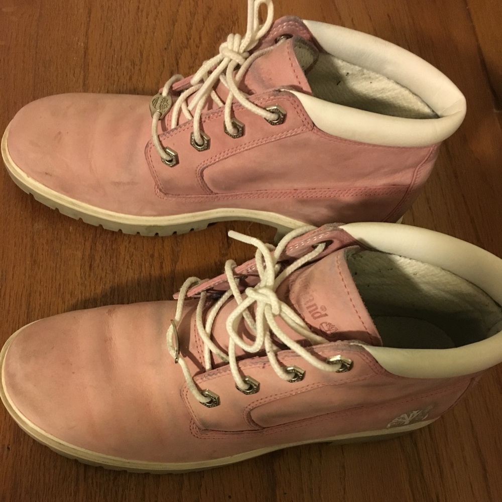 Pink women's timberland boots
