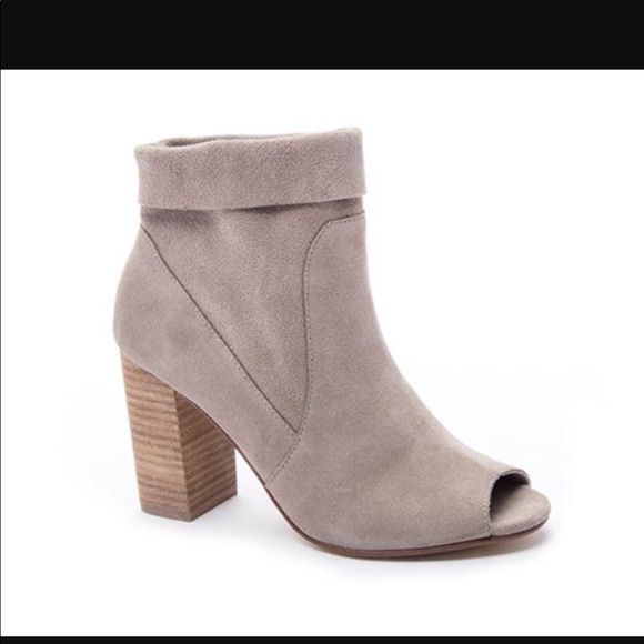 Last 2!! 8.5 10 Tom girl peep toe bootie - Picture 6 of 8