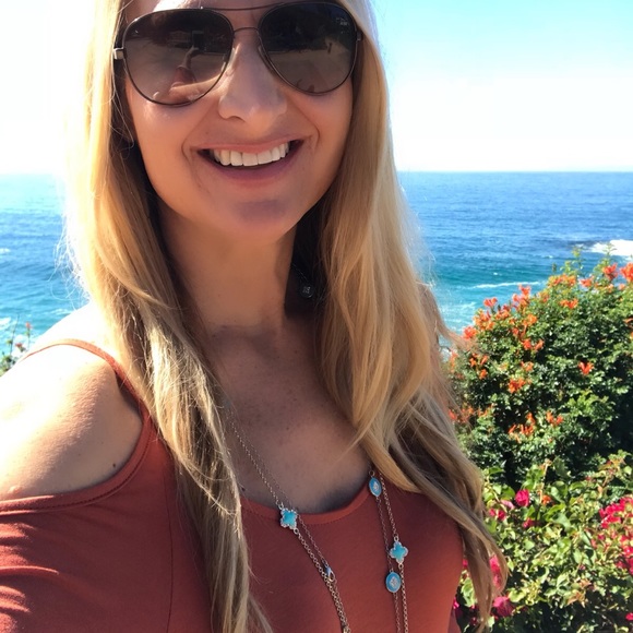 🏄🏽♀️Abigail Open Shoulder Dress 🍦Sale 1 Left - Picture 4 of 4