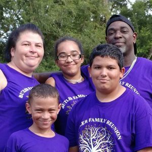 Meet your Posher, Dionne