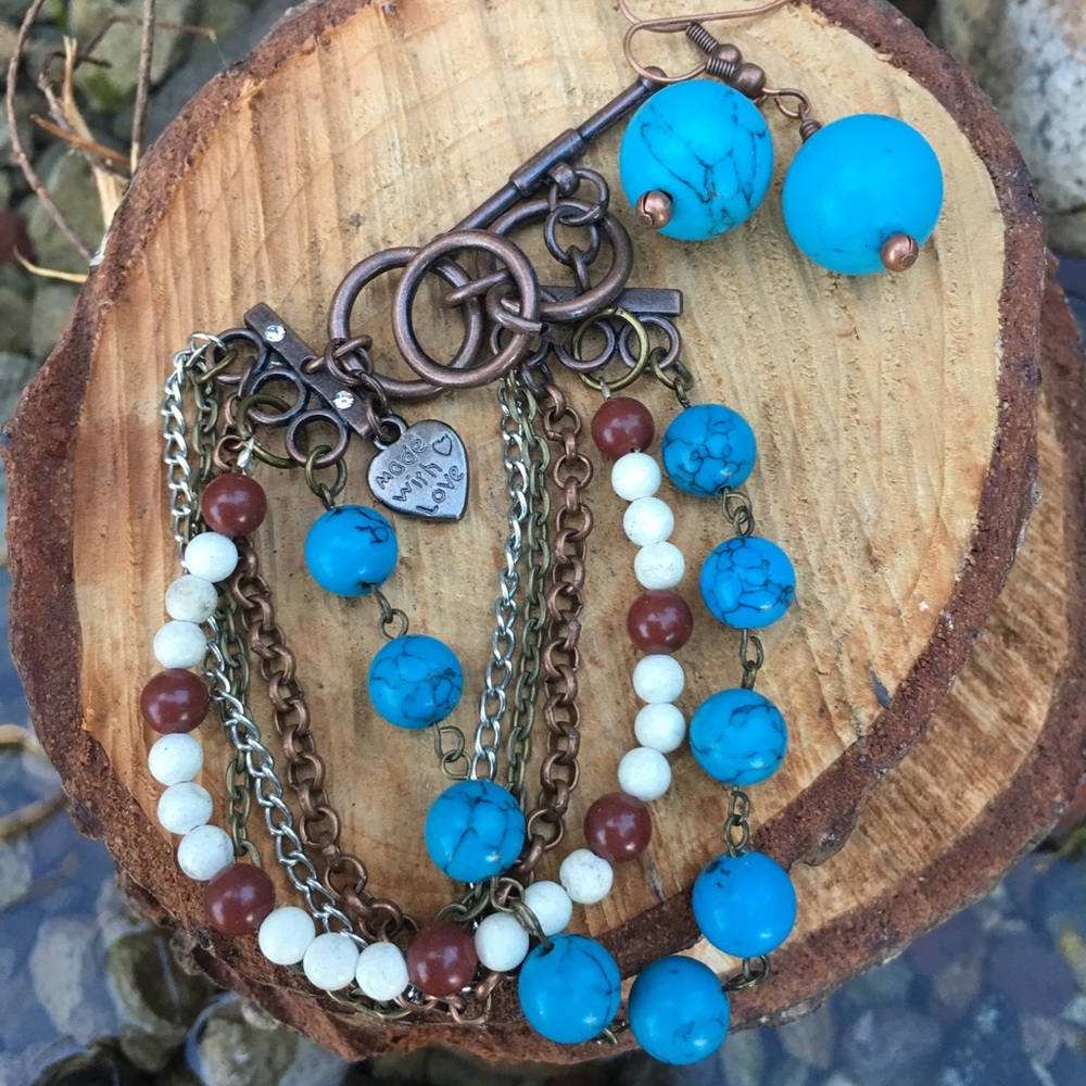 🍂Hand made beaded bracelet and earring set🍂