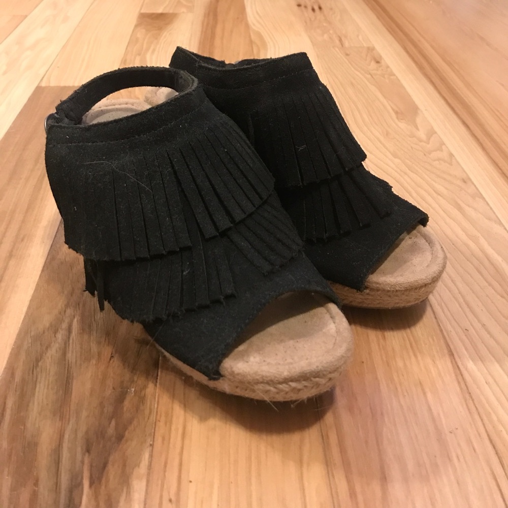 Minnetonka fringe wedges