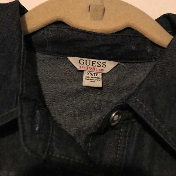 Guess floral denim shirt XS - Picture 2 of 5