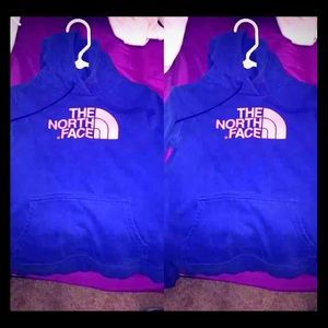Women’s North Face Sweater