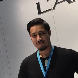 Meet your Posher, Roberto