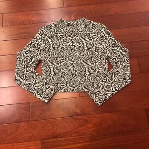 👗four sweater bundle 👗four sweater bundle