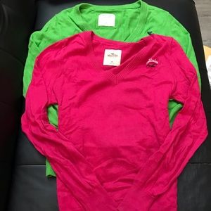 Lot of 2 hollister Abercrombie V neck sweaters Med Lot of 2 hollister Abercrombie V neck sweaters Med