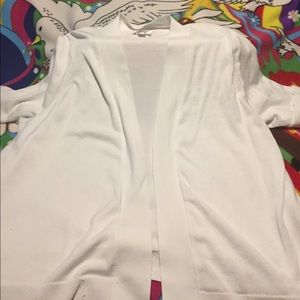 Short sleeved white cardigan Short sleeved white cardigan