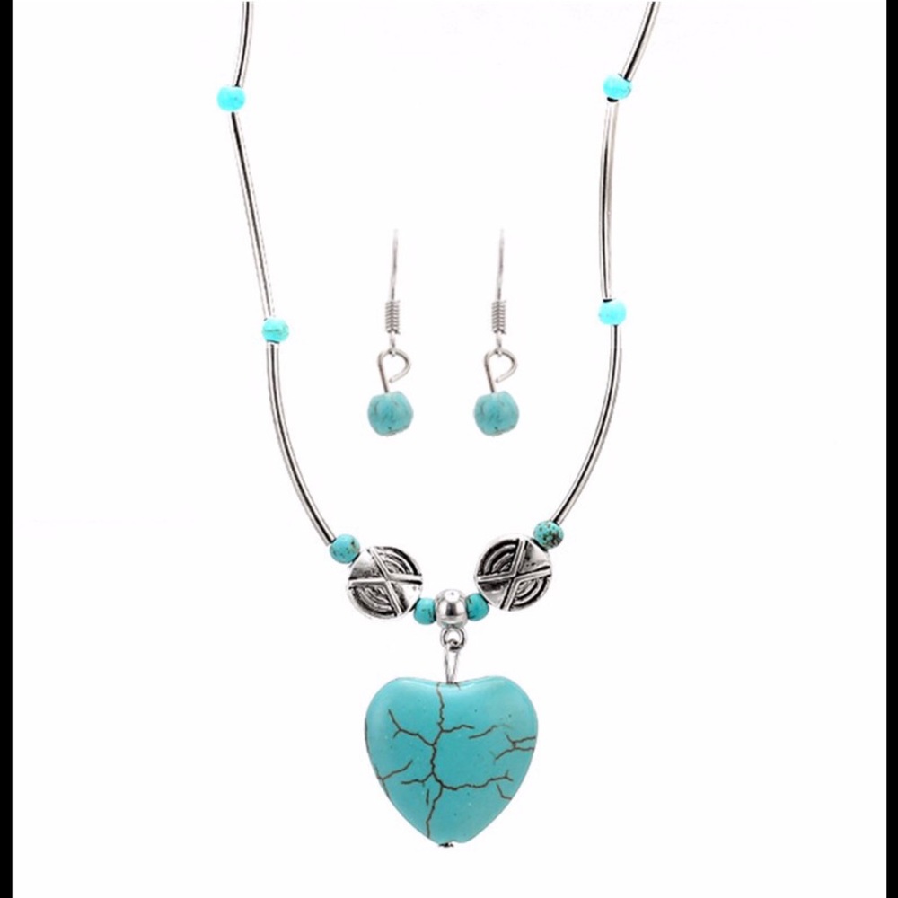 Boho turquoise heart necklace and earrings set