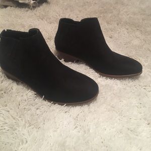 Black ankle boots