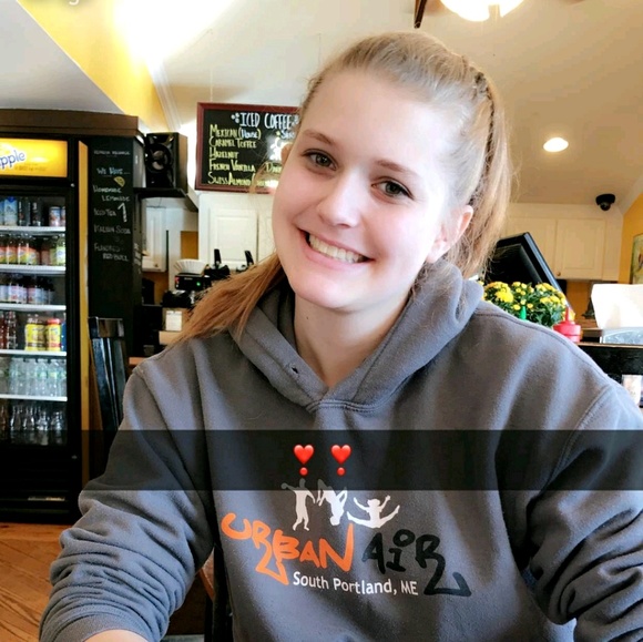 Meet your Posher, Samantha - Picture 1 of 1