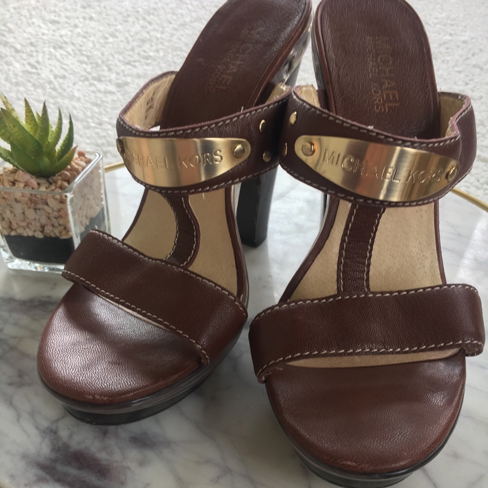 Brown Michael Kors Pumps