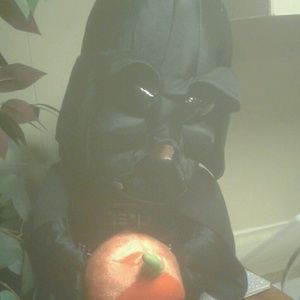 Meet your Posher, Adam