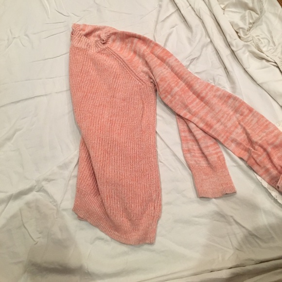 Pink comfy sweater - Picture 3 of 4