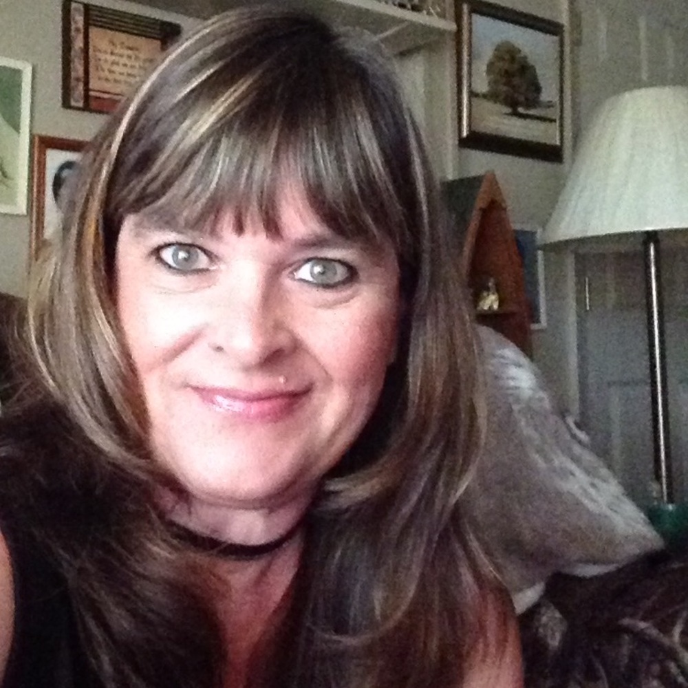 Meet your Posher, Liz