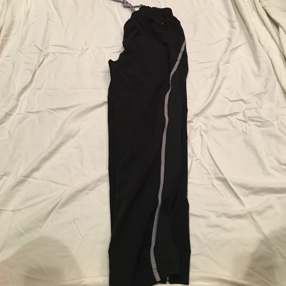 Black and grey pants - Picture 3 of 3