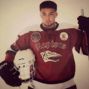 Meet your Posher, Derek