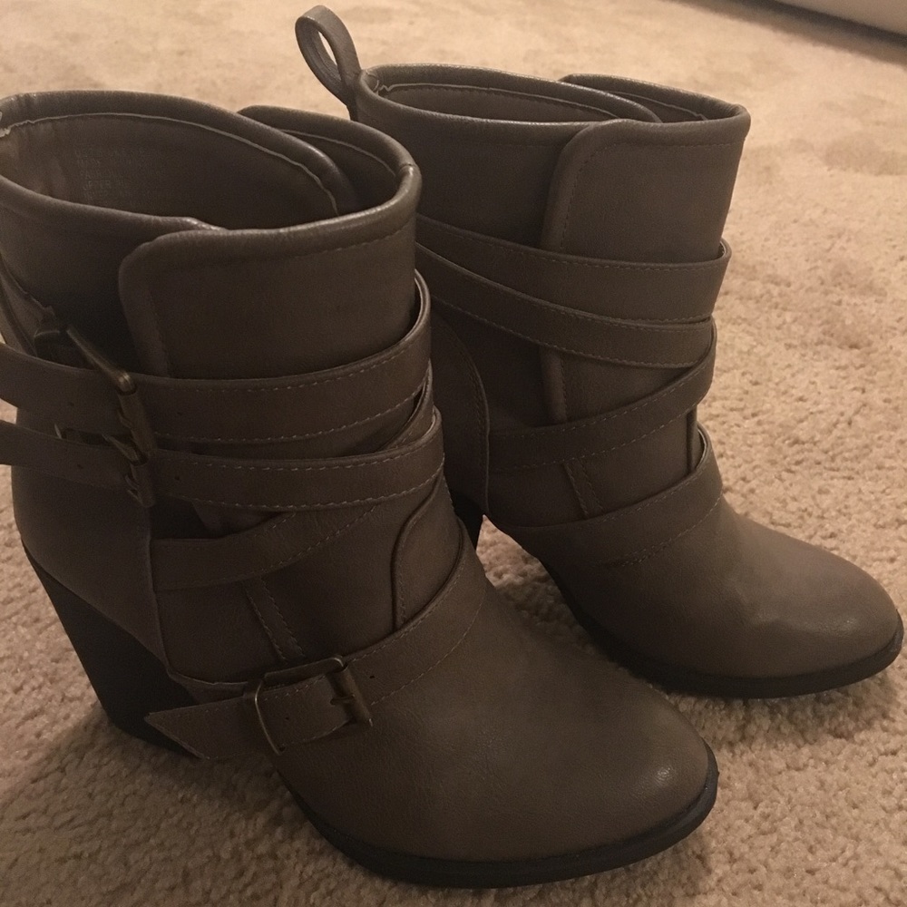 Taupe Booties - 7.5