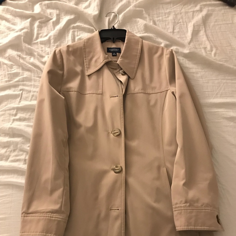 HUGE SALE‼️women’s trench coat Sonoma💦