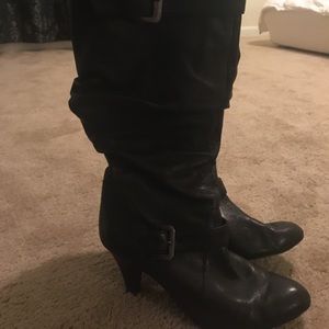 Knee High Black Leather Gianni Bini boots - 7.5