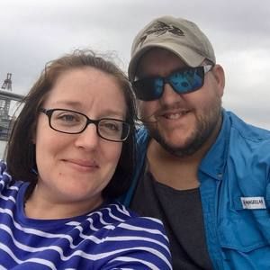 Meet your Posher, Leslie