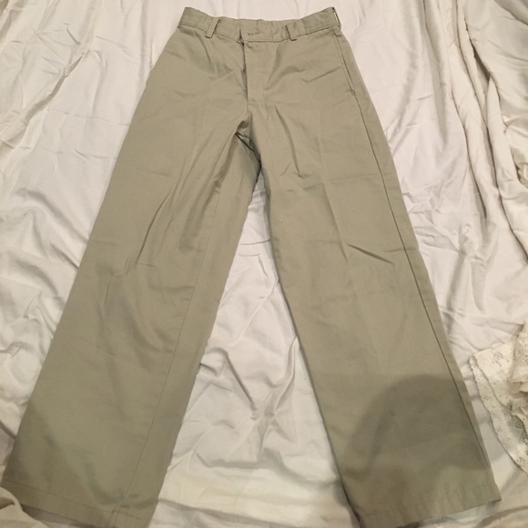 Boys tan khakis - Picture 1 of 4