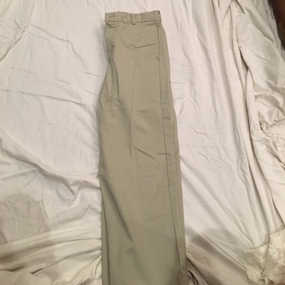 Boys tan khakis - Picture 3 of 4