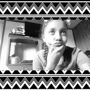 Meet your Posher, Brittney