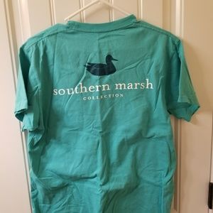 Southern Marsh Mens medium t shirt