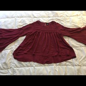 Bell sleeve top