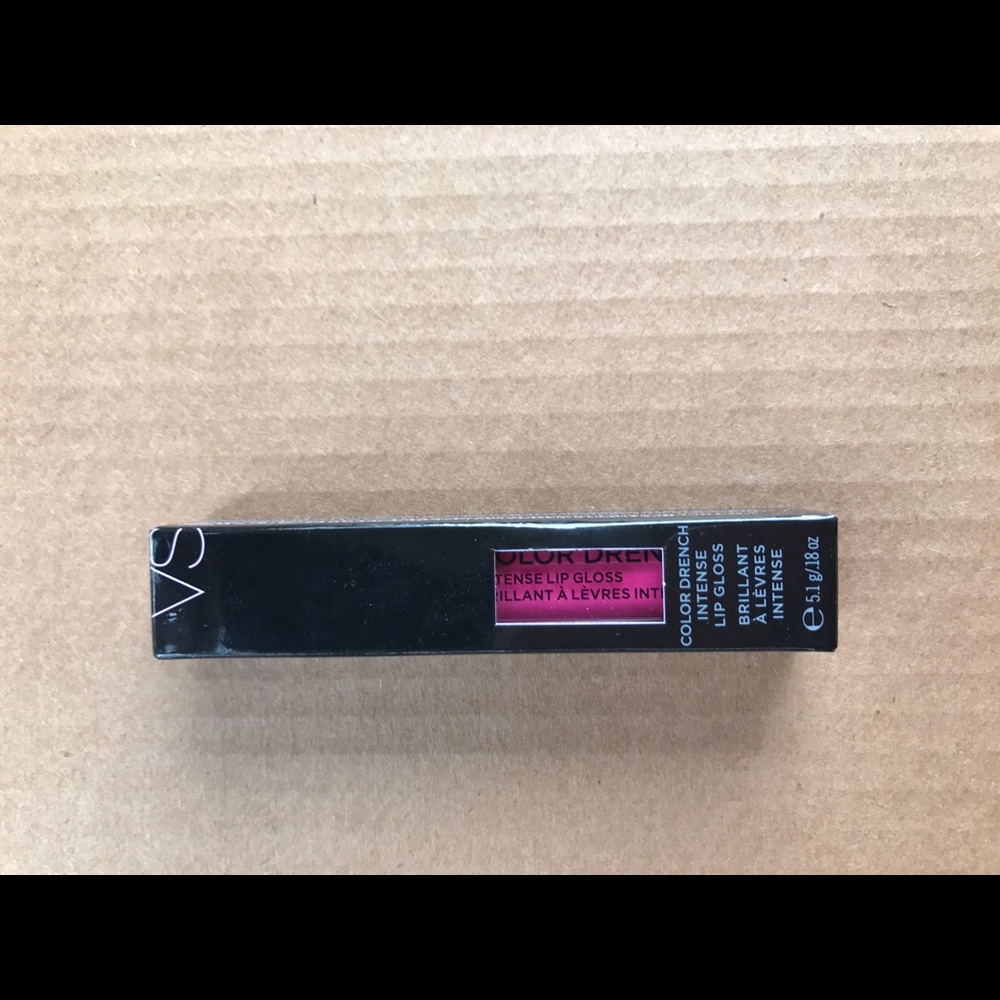 VS Colordrench Intense Lip Gloss in DARE ME