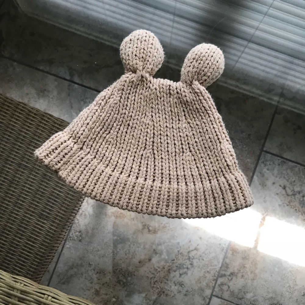 Gymboree Infant Knit Hat Bear 🐻