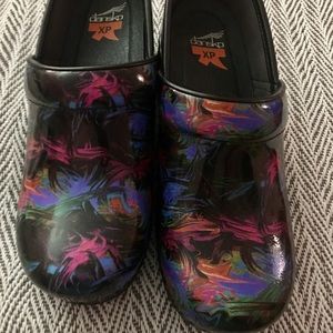 Gently used- worn 2 times