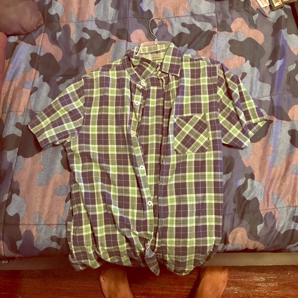 Arizona short sleave button up shirt