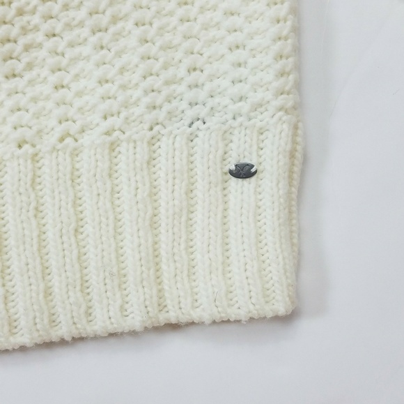 [American Eagle] Rainbow Snowflake Jegging Sweater - Picture 2 of 7