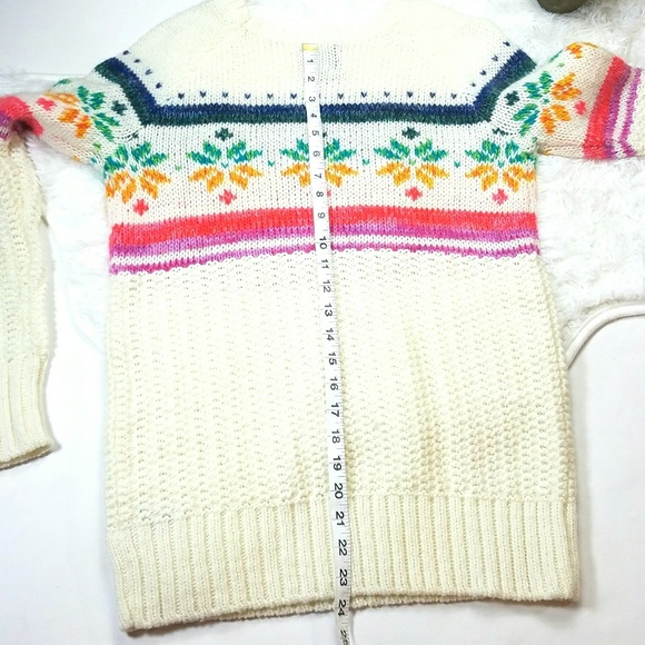 [American Eagle] Rainbow Snowflake Jegging Sweater - Picture 6 of 7