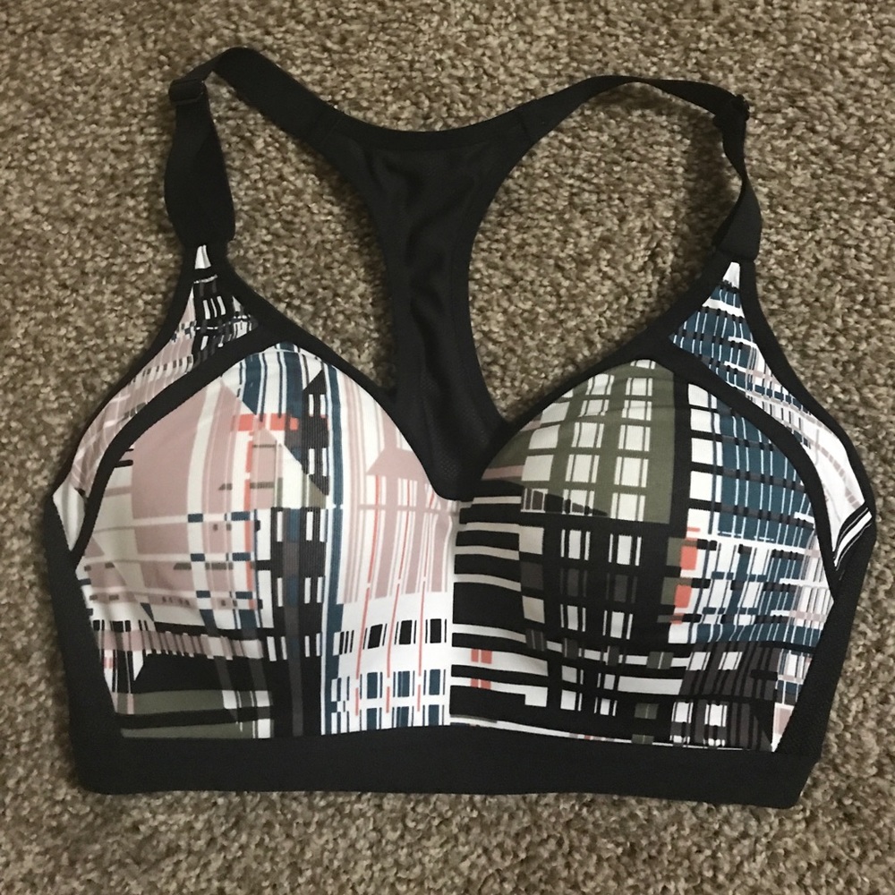 Victoria's Secret Incredible Sports Bra