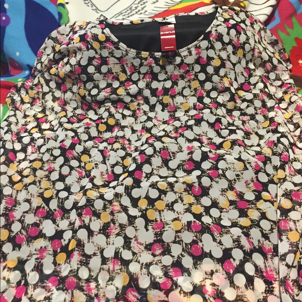 Beautiful colorful Avenue blouse