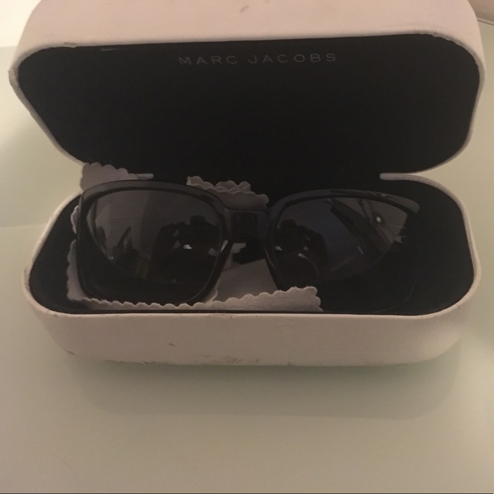 Marc Jacobs Sunglasses! Do not Buy On hold!!