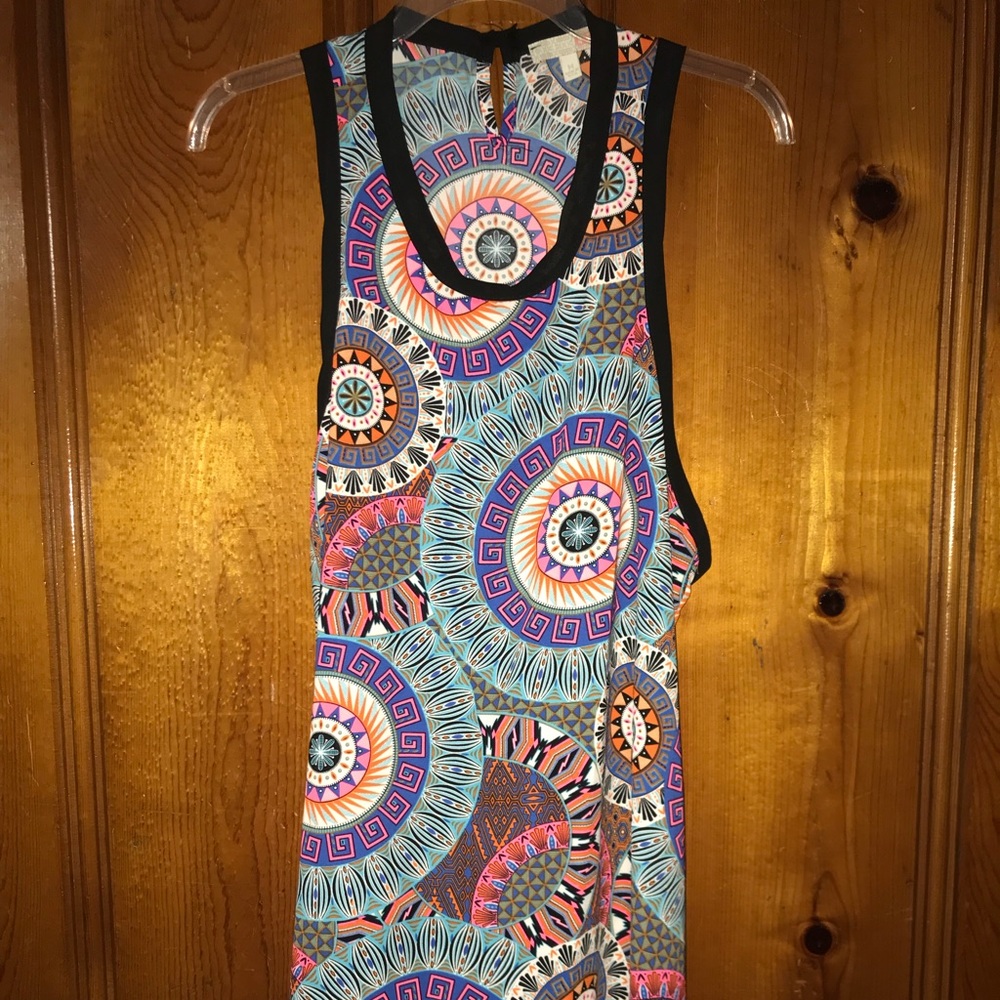 Women’s dress